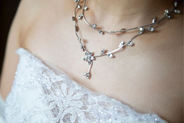 Stunning Bridal Jewelry Trends Every Bride Will Love